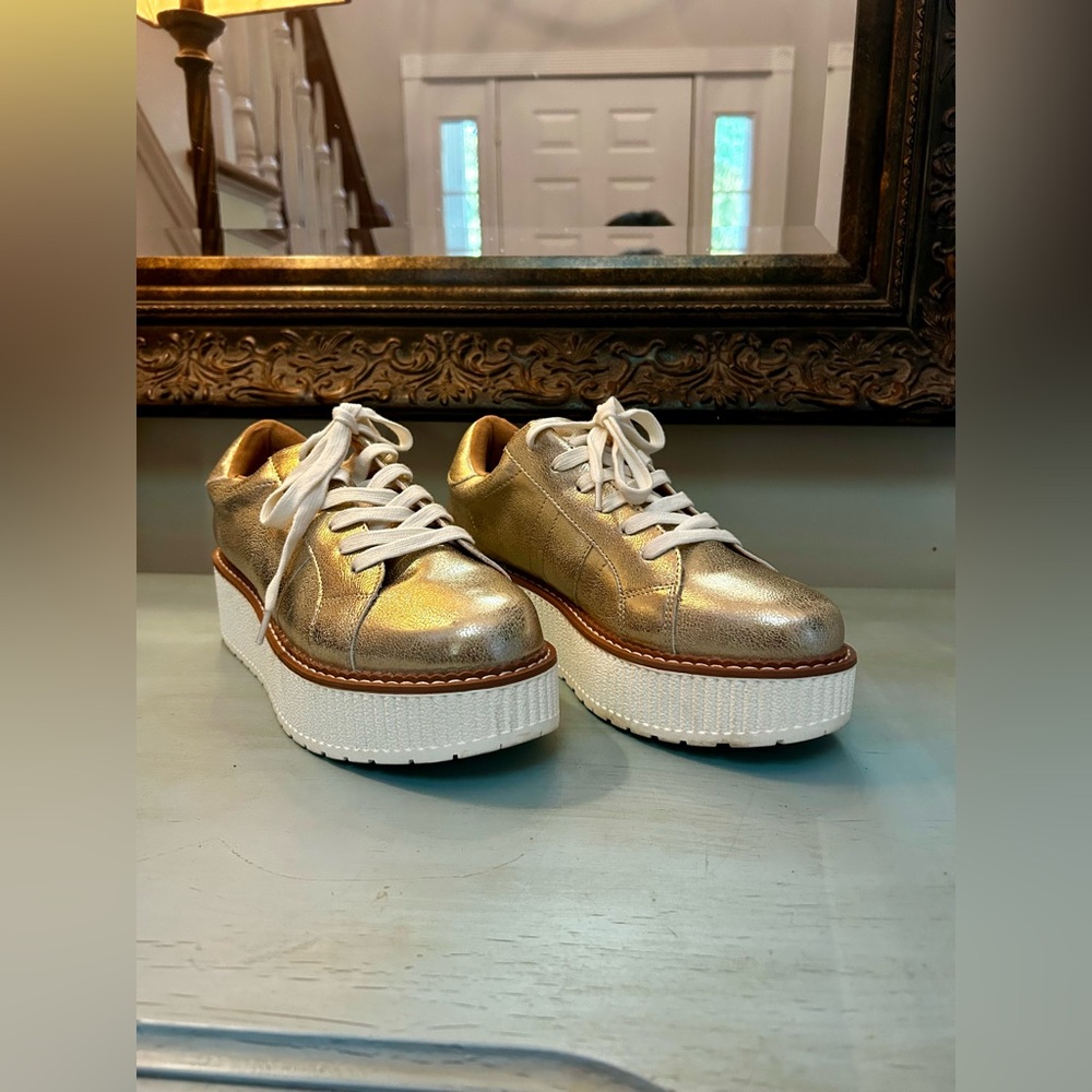 Yellow Box Gold and White Sneakers with Metallic Finish